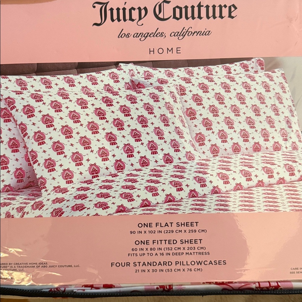 Juicy Couture Christmas Queen Size Sheet Set. - Picture 3 of 3